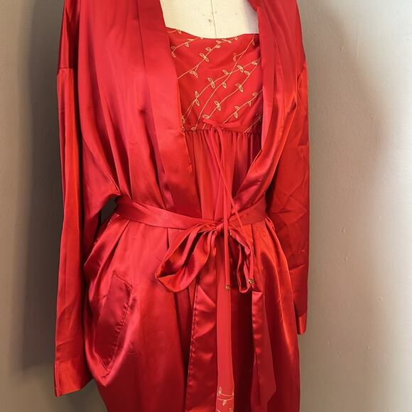 Vintage Victoria Secret Silky Red Nightgown and Robe Set Size Medium - Picture 3 of 12